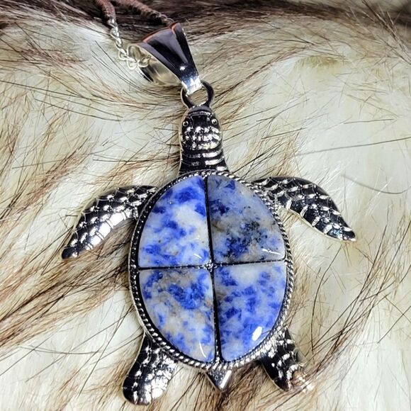 Brazil Sodalite Turtle Necklace - Picture 1 of 8